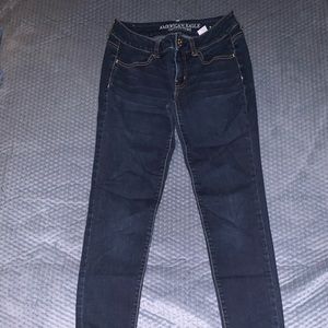 American Eagle jegging size 4 dark blue jean